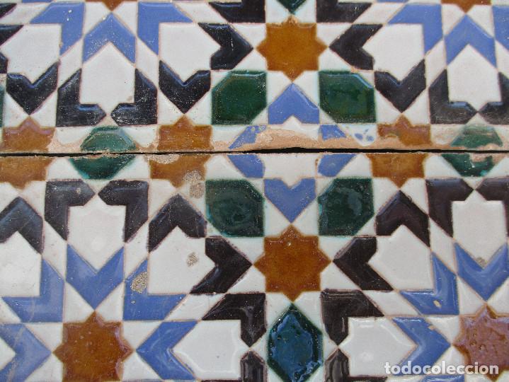 Antig&uuml;edades: Pareja de azulejos Triana - Foto 2