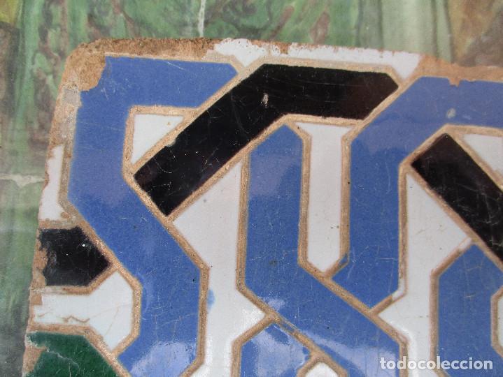 Antig&uuml;edades: Pareja de azulejos Triana - Foto 3