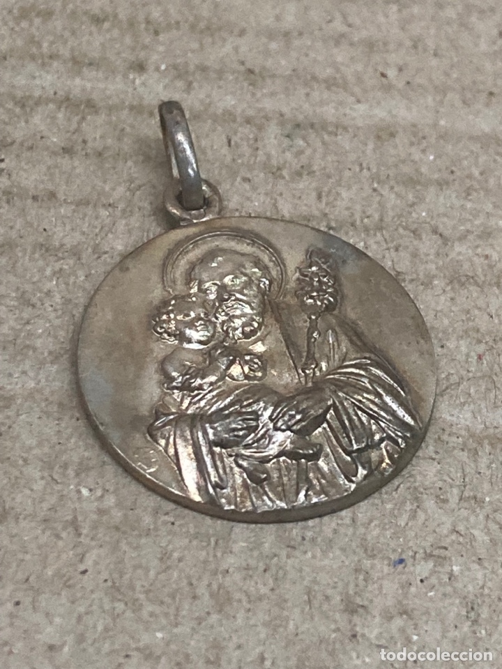 Antig&uuml;edades: Medalla de plata religiosa - Foto 1
