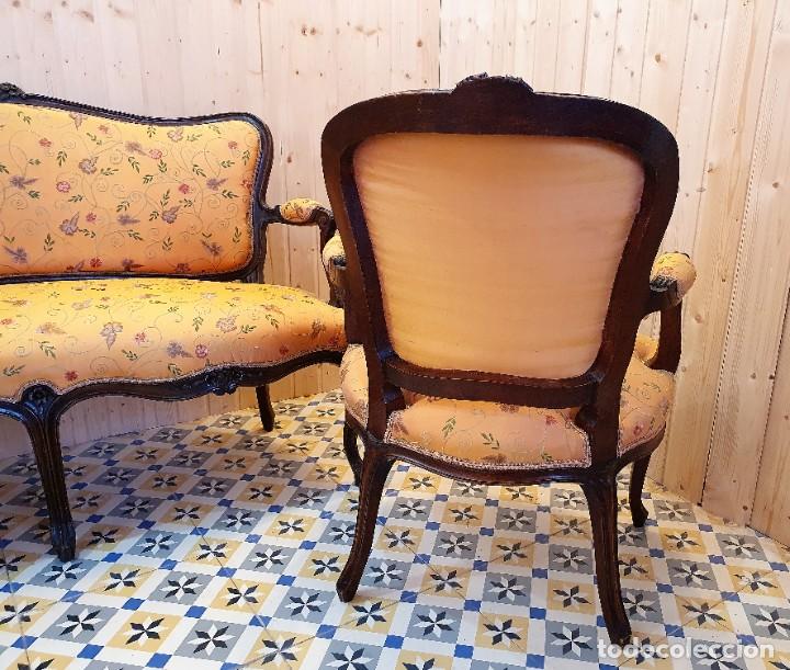 Antig&uuml;edades: TRESILLO ESTILO REINA ANA - Foto 4