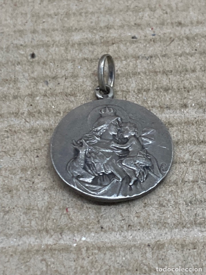 Antig&uuml;edades: Medalla de plata religiosa - Foto 2