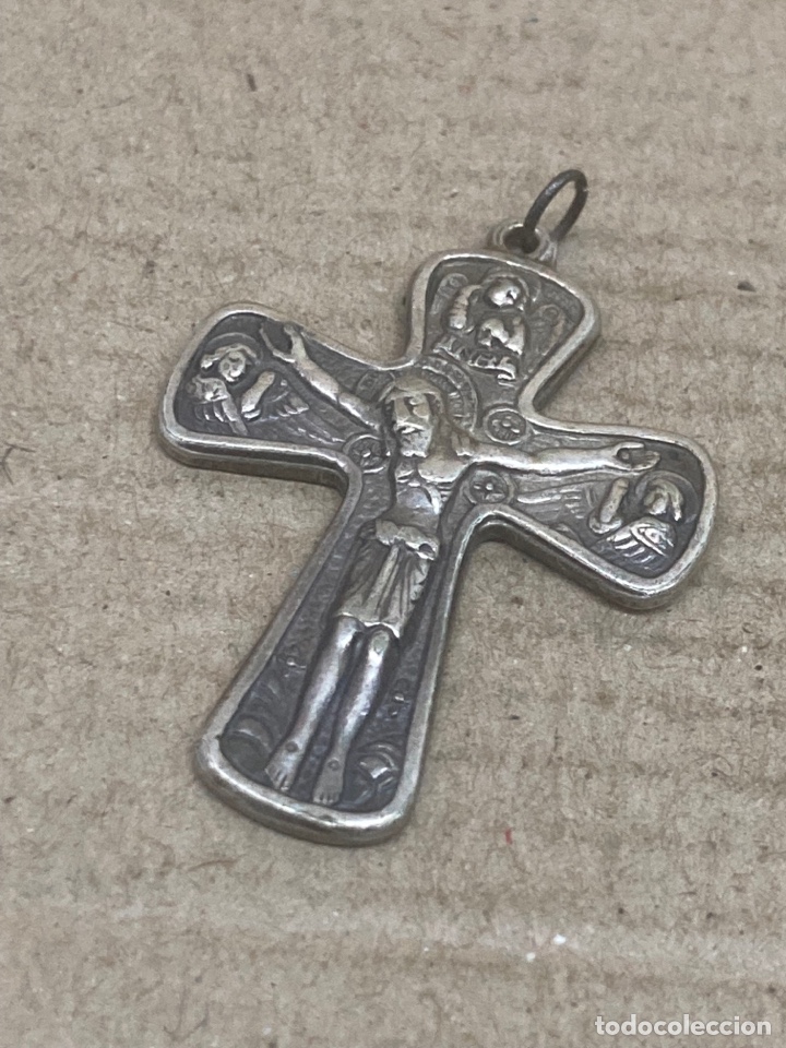 Antig&uuml;edades: Cruz de plata - Foto 1