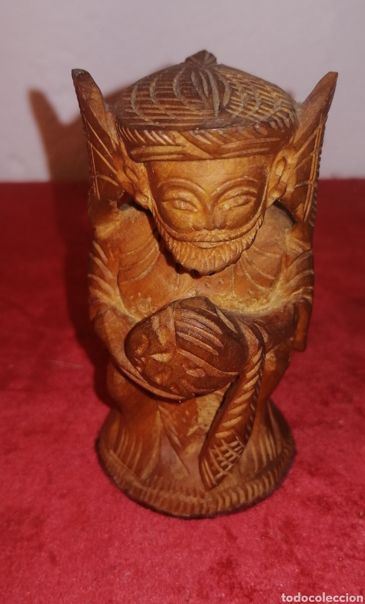 Oggetti Antichi: TALLA ORIENTAL DE MADERA.EL ENVIO ESTA INCLUIDO.