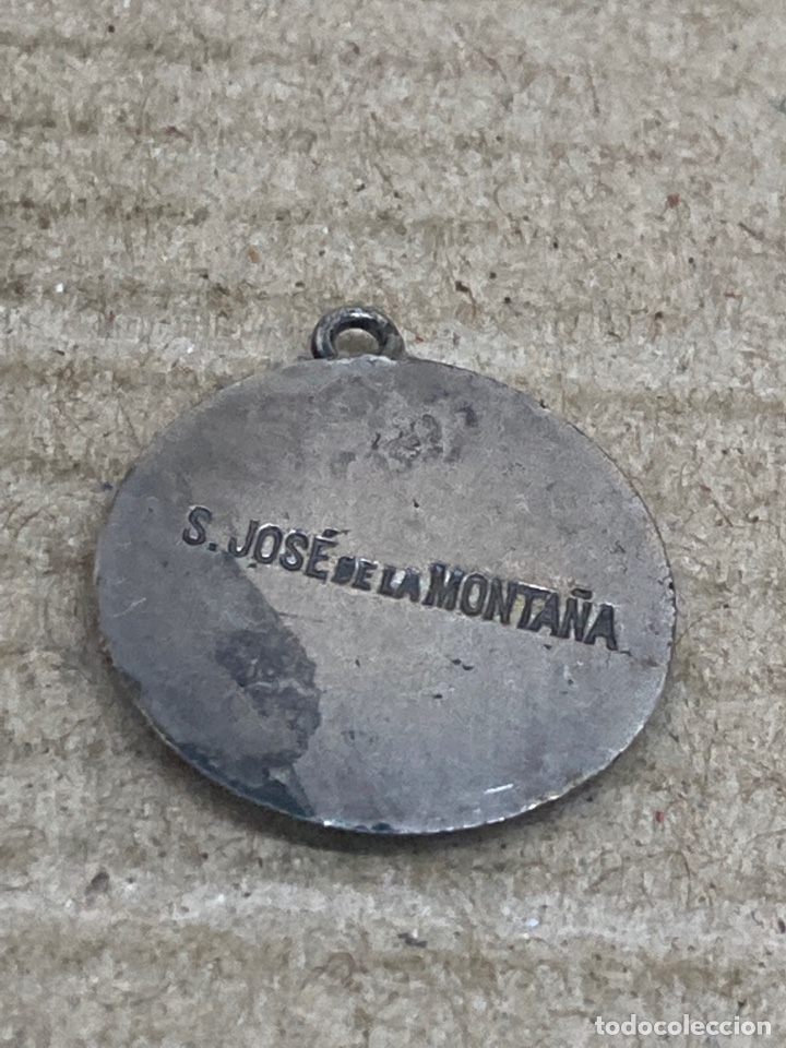 Antig&uuml;edades: Medalla de plata religiosa - Foto 2