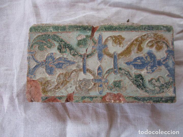 Antig&uuml;edades: Azulejo de Toledo siglo XVI - Foto 1
