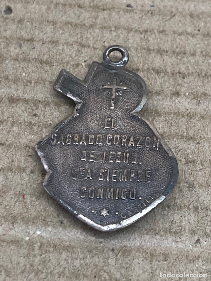 Antig&uuml;edades: Medalla de plata religiosa - Foto 2