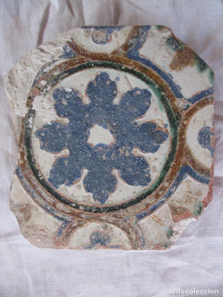 Antig&uuml;edades: Azulejo de Toledo siglo XVI - Foto 1