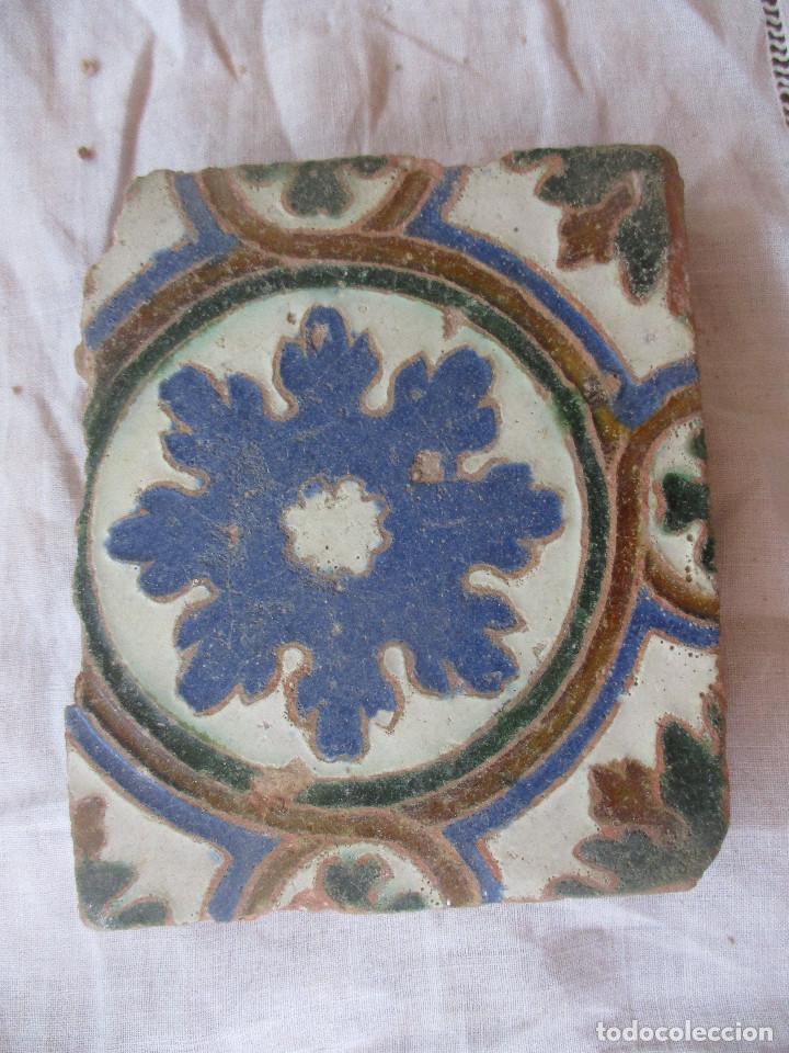 Antig&uuml;edades: Azulejo de Toledo siglo XVI - Foto 1
