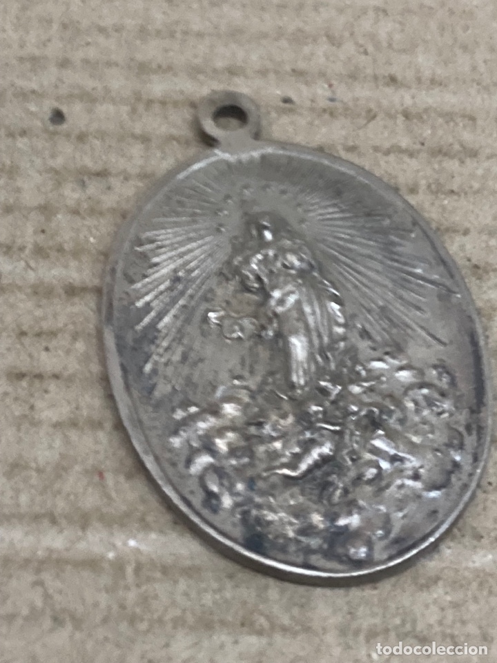 Antig&uuml;edades: Medalla de plata religiosa - Foto 1