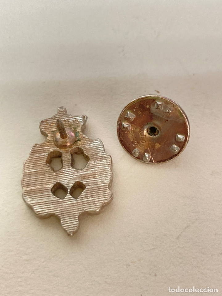 Antig&uuml;edades: Pin Sagrado Coraz&oacute;n plateado/pin7 - Foto 2