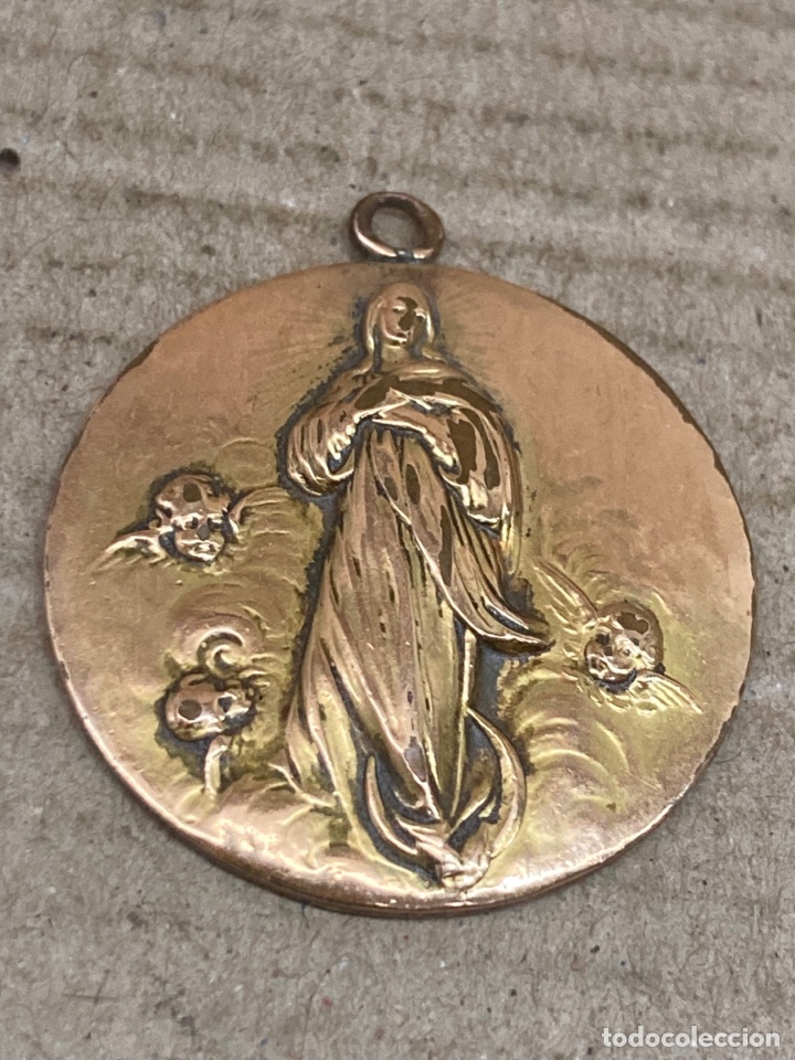 Antig&uuml;edades: Medalla de plata religiosa chapando - Foto 1