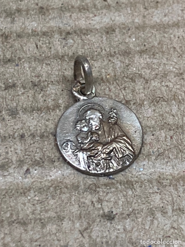 Antig&uuml;edades: Medalla de plata religiosa - Foto 1