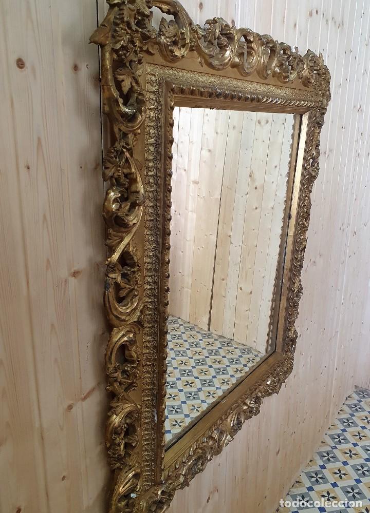 Antig&uuml;edades: ESPEJO EN MADERA TALLADA,ESTILO ROCOCO, S.XX - Foto 1