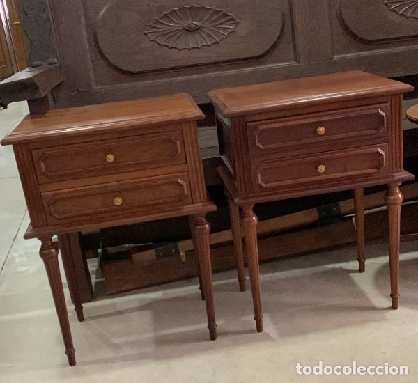 Antig&uuml;edades: Mesillas con pata de aguja - Foto 1