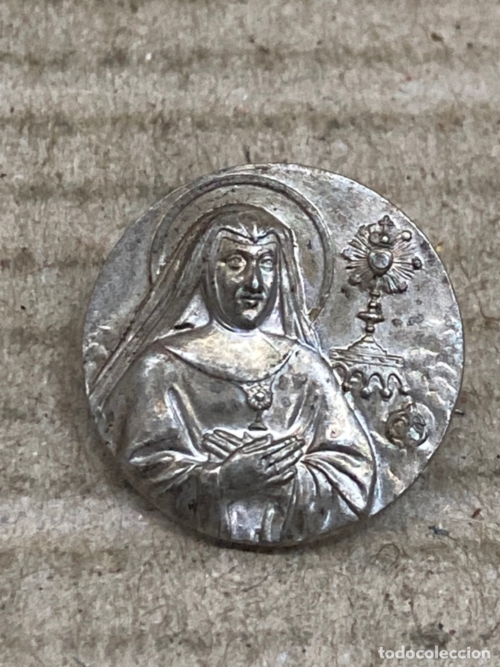 Antig&uuml;edades: Medalla de plata religiosa - Foto 1