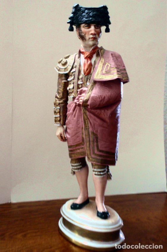 Antig&uuml;edades: Torero Antiguo de Porcelana Algora - Foto 2