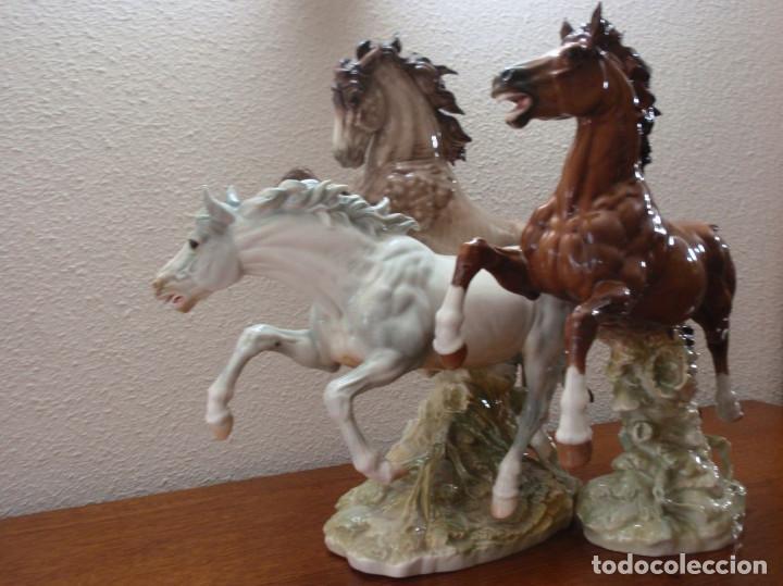 Antig&uuml;edades: Tres caballos de Porcelana Algora - Foto 7