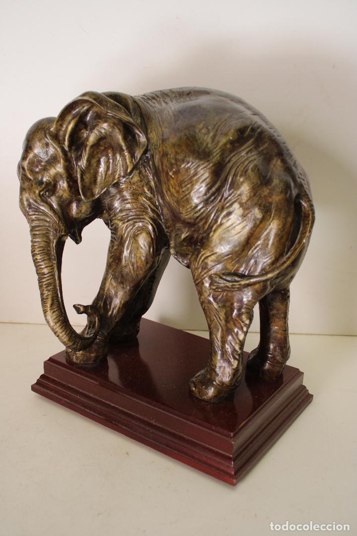Antig&uuml;edades: figura de elefante grande - Foto 2