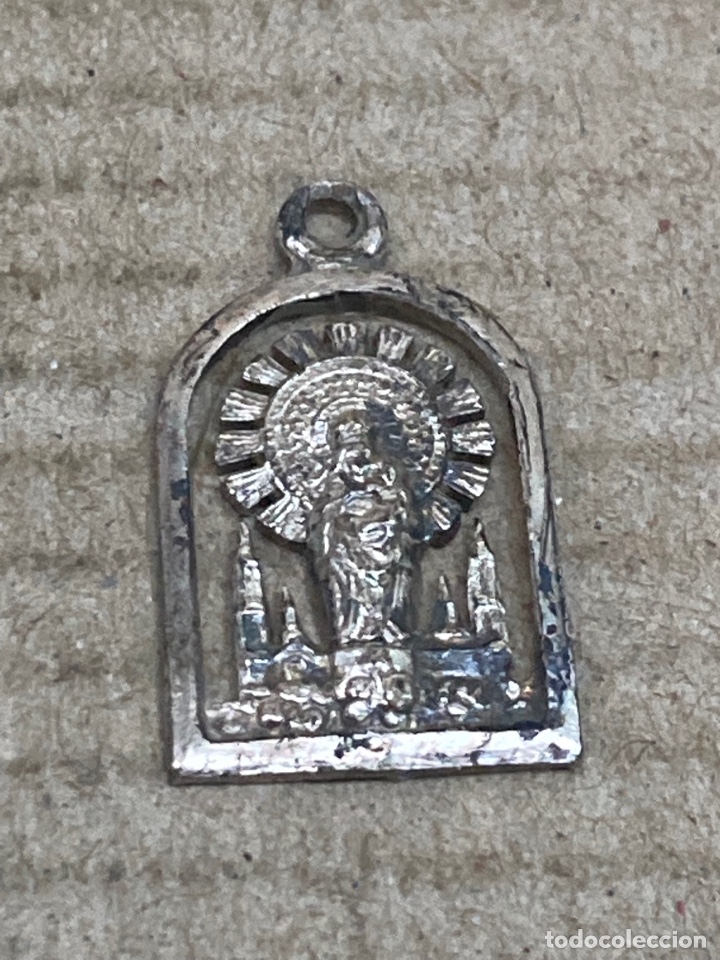 Antig&uuml;edades: Medalla religiosa - Foto 1