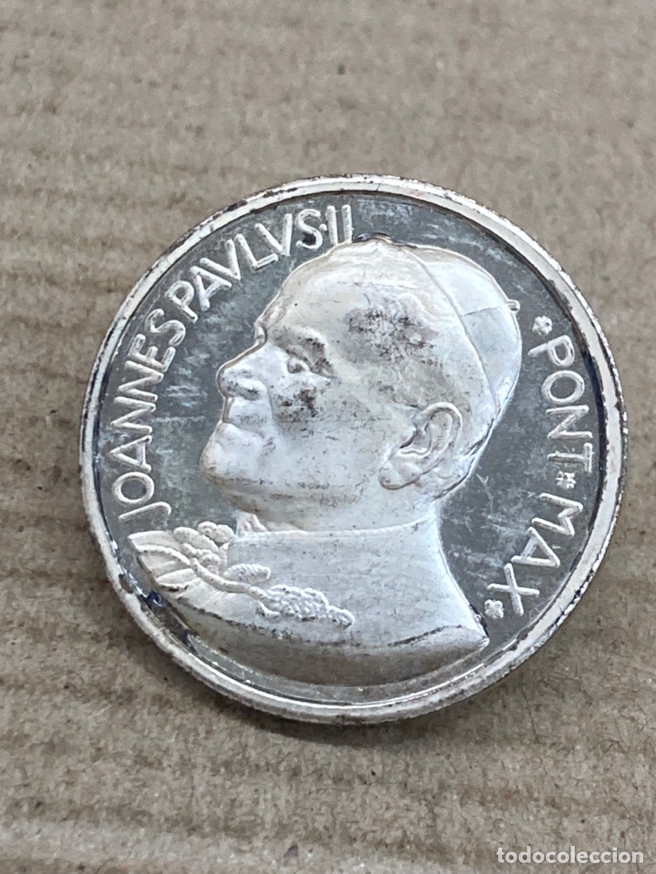 Antig&uuml;edades: Medalla de metal - Foto 1