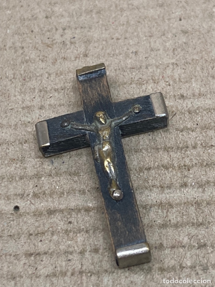 Antig&uuml;edades: Cruz madera y metal - Foto 1