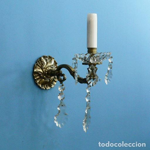 Antig&uuml;edades: APLIQUE DE PARED BRONCE Y CRISTAL - Foto 1
