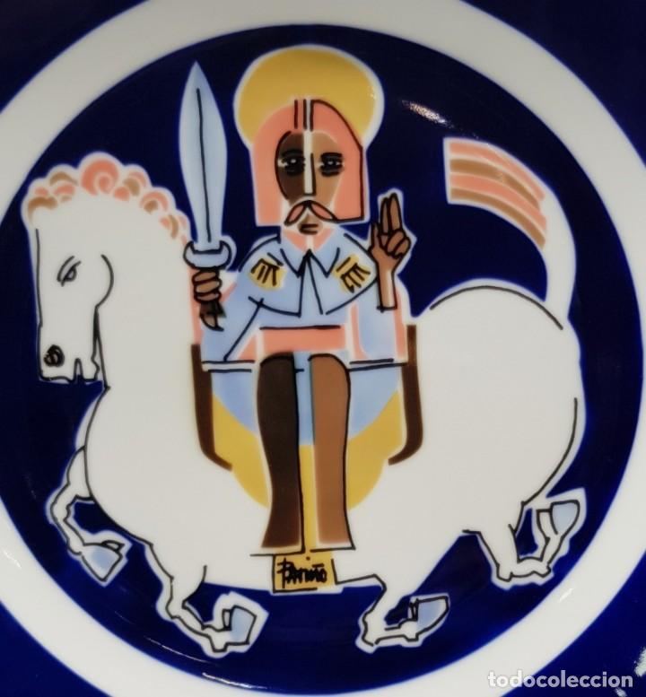 Antig&uuml;edades: Plato &rdquo;Santiago a caballo&rdquo; - Foto 2