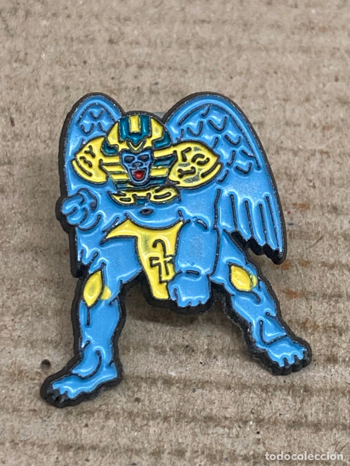 Antig&uuml;edades: Pin esmaltado - Foto 1