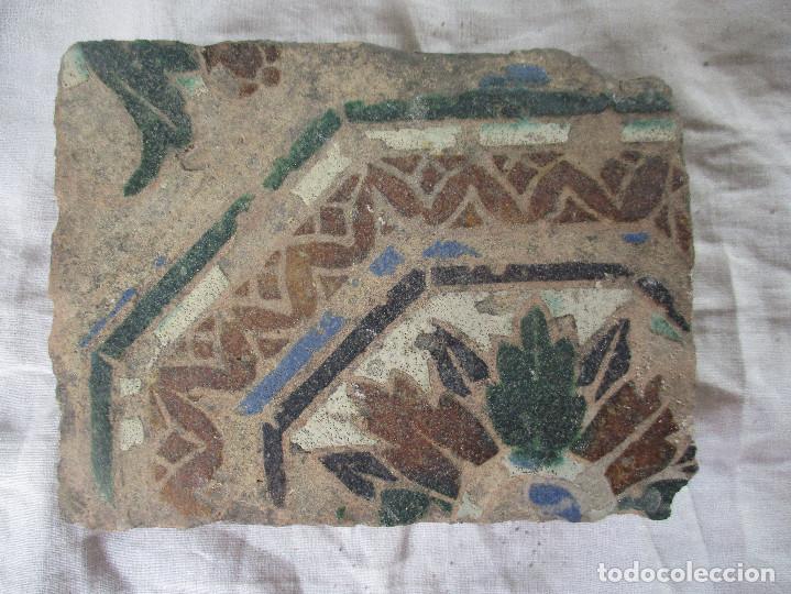 Antig&uuml;edades: Azulejo de Triana del siglo XVI - Foto 1