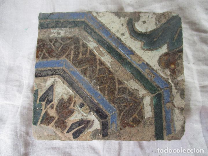Antig&uuml;edades: Azulejo de Triana siglo XVI - Foto 1