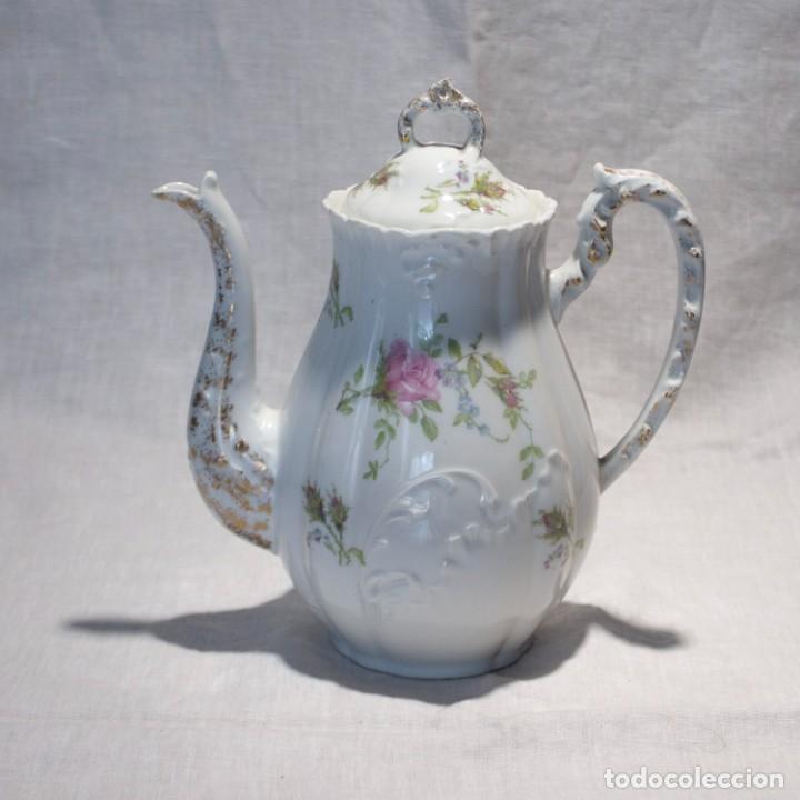 Antig&uuml;edades: Cafetera porcelana - Foto 1
