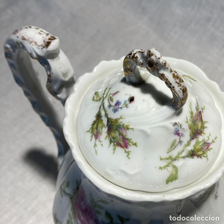 Antig&uuml;edades: Cafetera porcelana - Foto 2