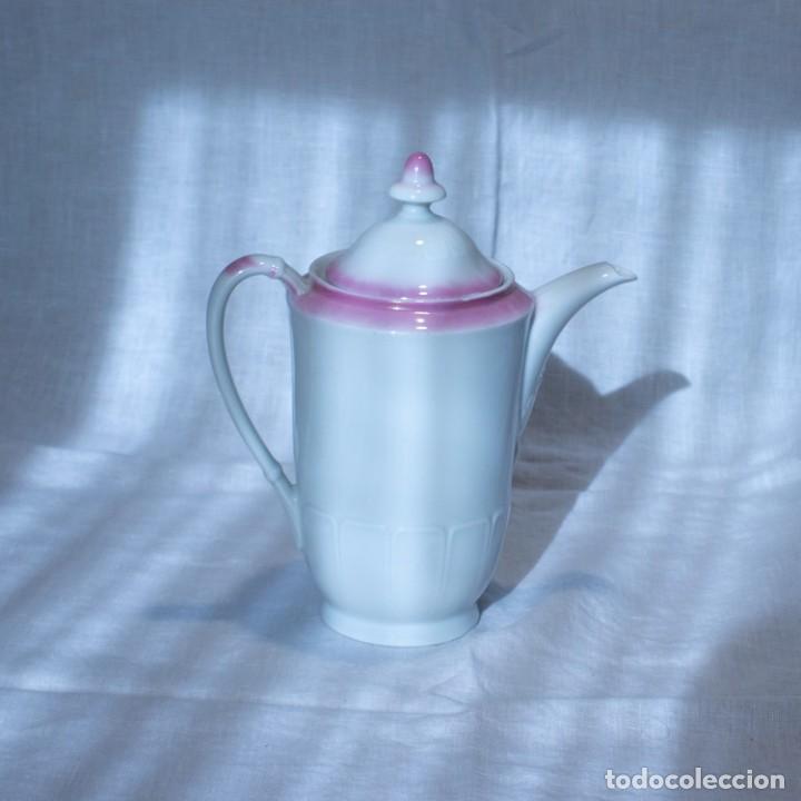 Antig&uuml;edades: Cafetera porcelana - Foto 2