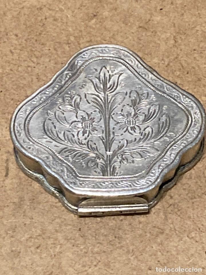 Antig&uuml;edades: Lote de 12 cajas de plata - Foto 21