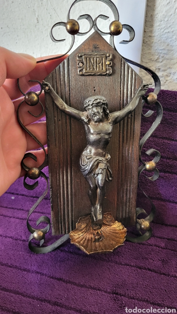 Antig&uuml;edades: Antigua benditera - Foto 1