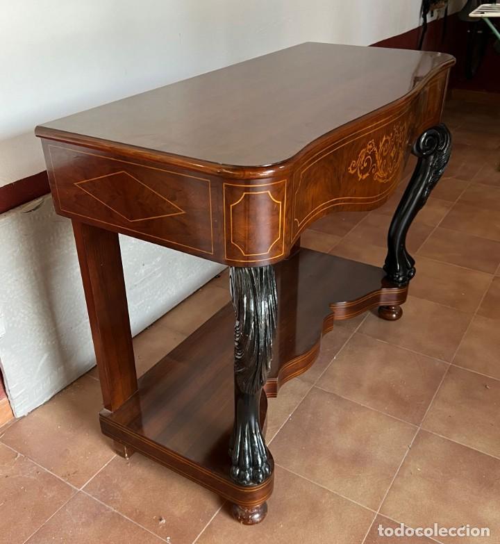 Antig&uuml;edades: Consola en Caoba y Marqueter&iacute;a - Foto 8
