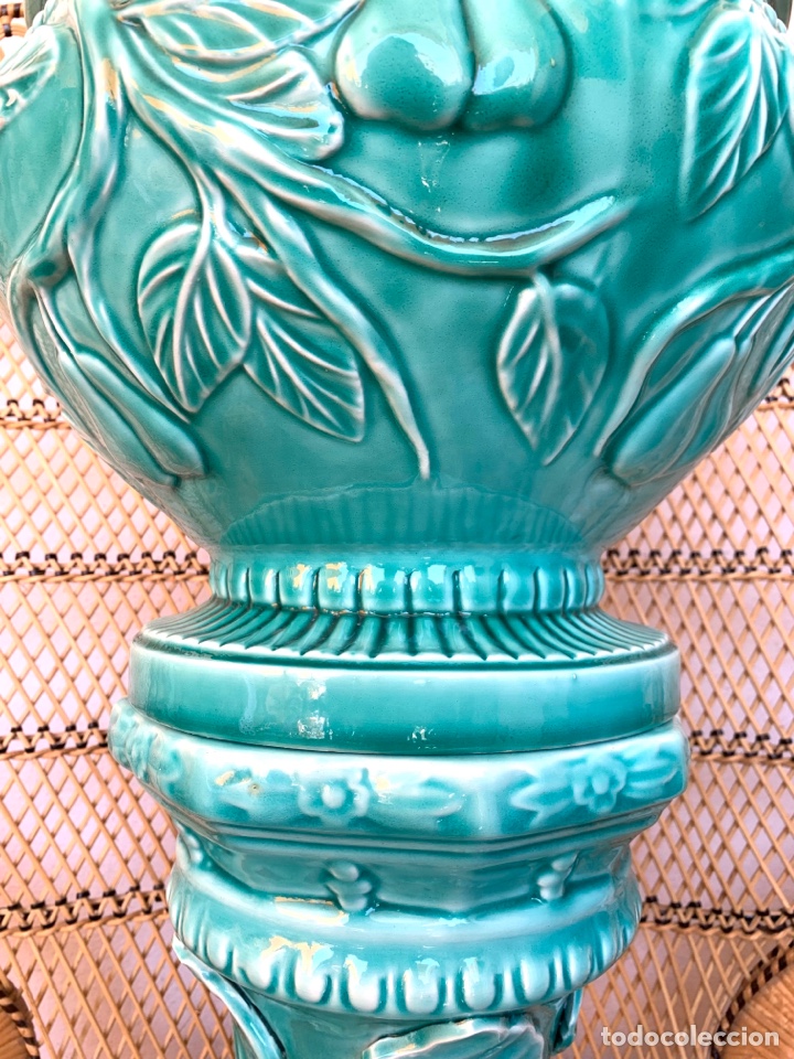 Antig&uuml;edades: PEDESTAL Y MACETERO DE MANISES - Foto 3