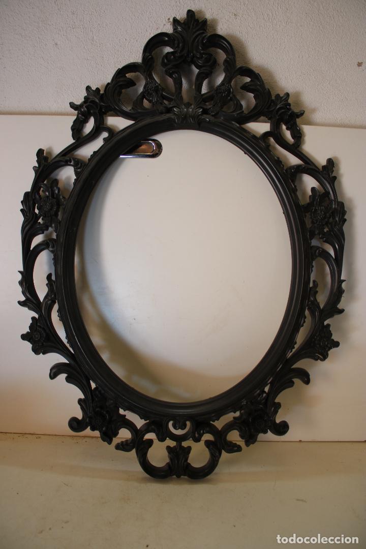 Antig&uuml;edades: marco ovalado negro - Foto 1