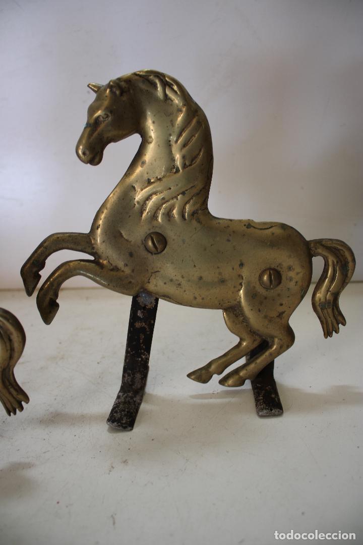 Antig&uuml;edades: 2 caballos de bronce - Foto 2