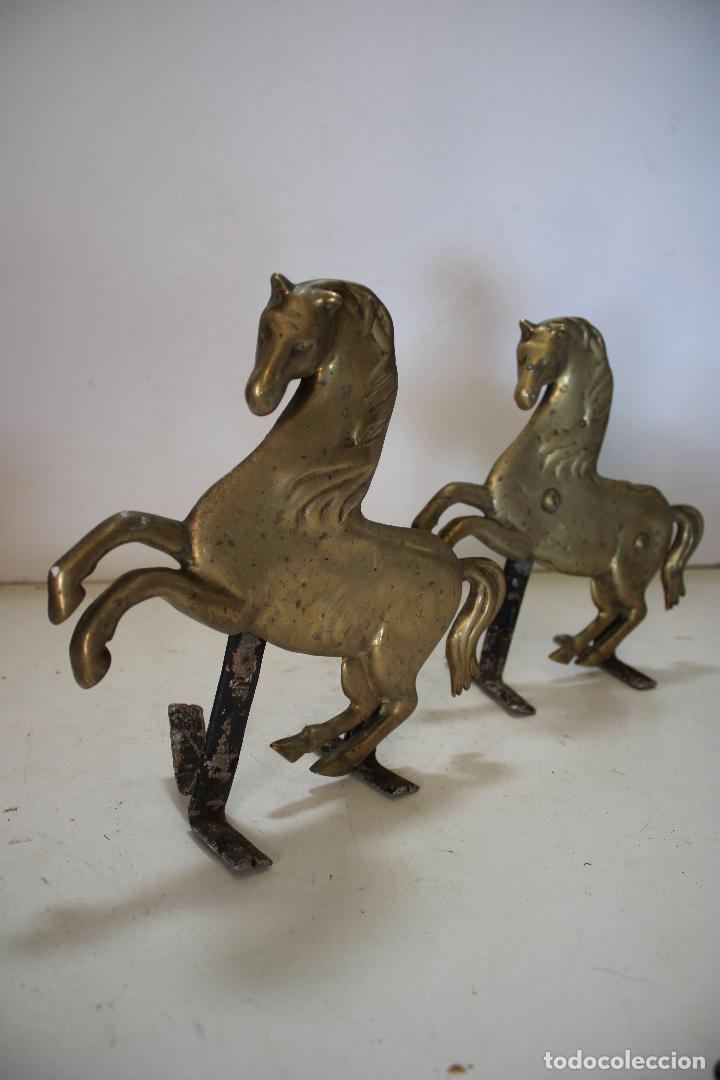 Antig&uuml;edades: 2 caballos de bronce - Foto 4