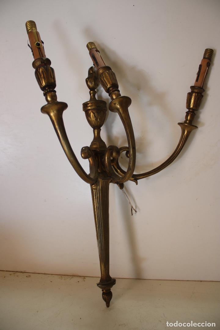 Antig&uuml;edades: aplique de bronce - Foto 4