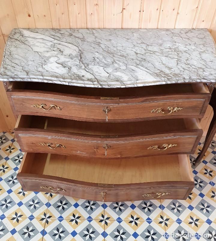 Antig&uuml;edades: ANTIGUA COMODA CON ESPEJO - Foto 4