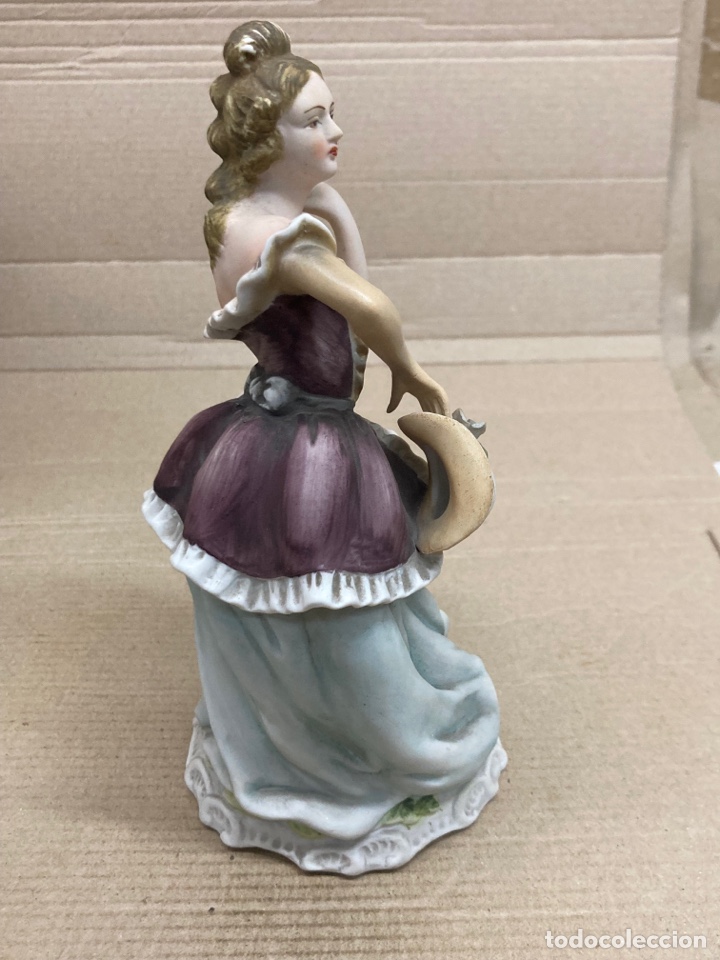 Antig&uuml;edades: Figura de Porcelana biscuit - Foto 2