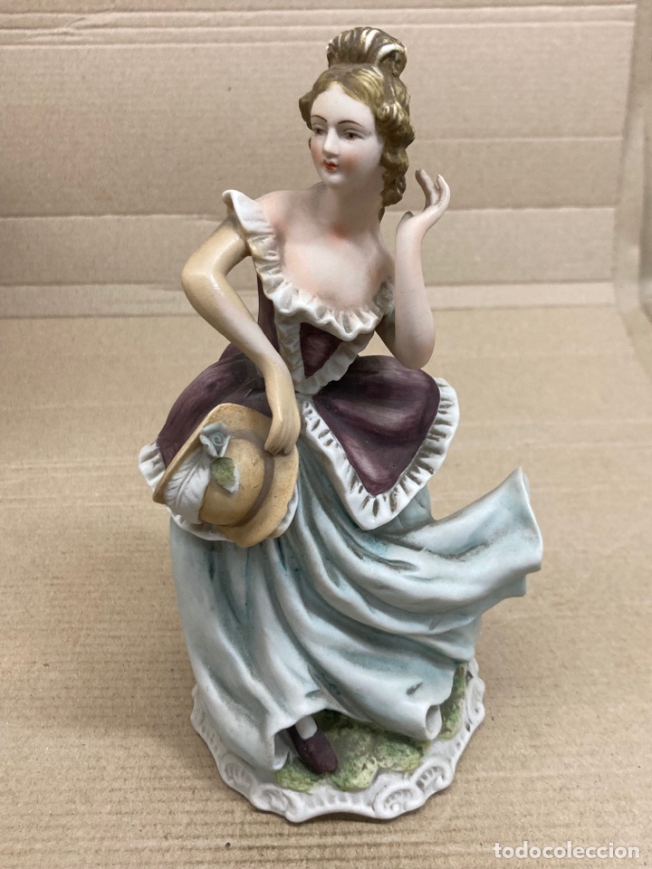 Antig&uuml;edades: Figura de Porcelana biscuit - Foto 1