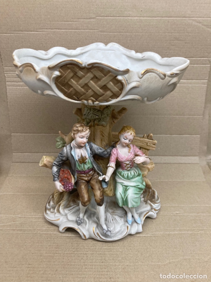 Antig&uuml;edades: Figura de porcelana Biscuit - Foto 1