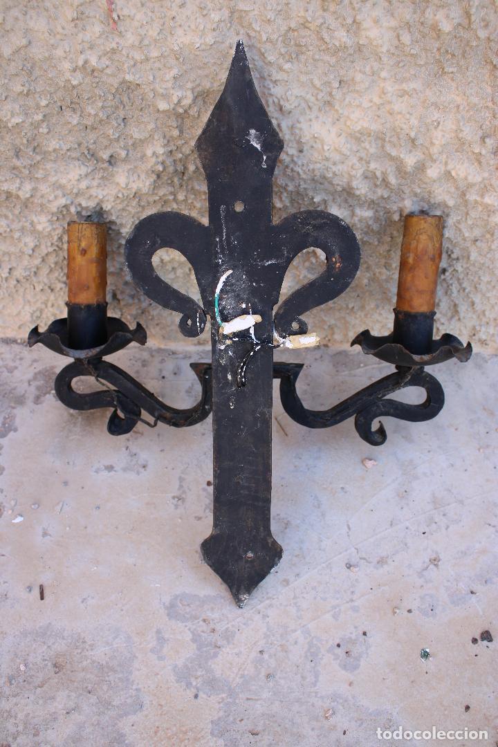 Antig&uuml;edades: aplique en hierro de forja - Foto 5