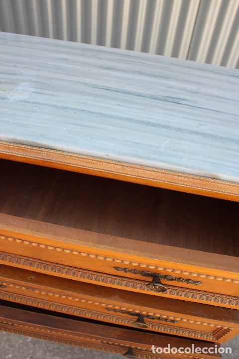 Antig&uuml;edades: comoda de madera y marmol - Foto 3