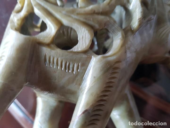 Antig&uuml;edades: Dos elefantes tallados en jade - Foto 2