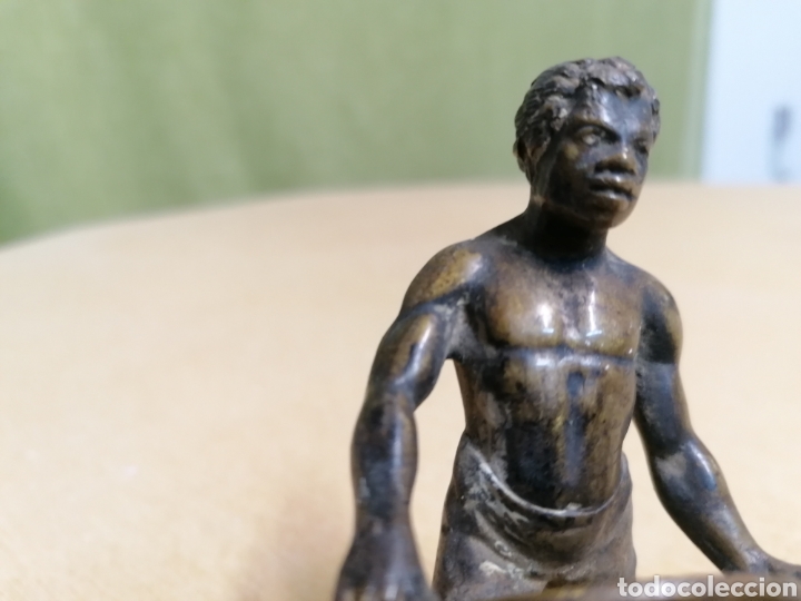 Antig&uuml;edades: Estribo con escultura de bronce. - Foto 2