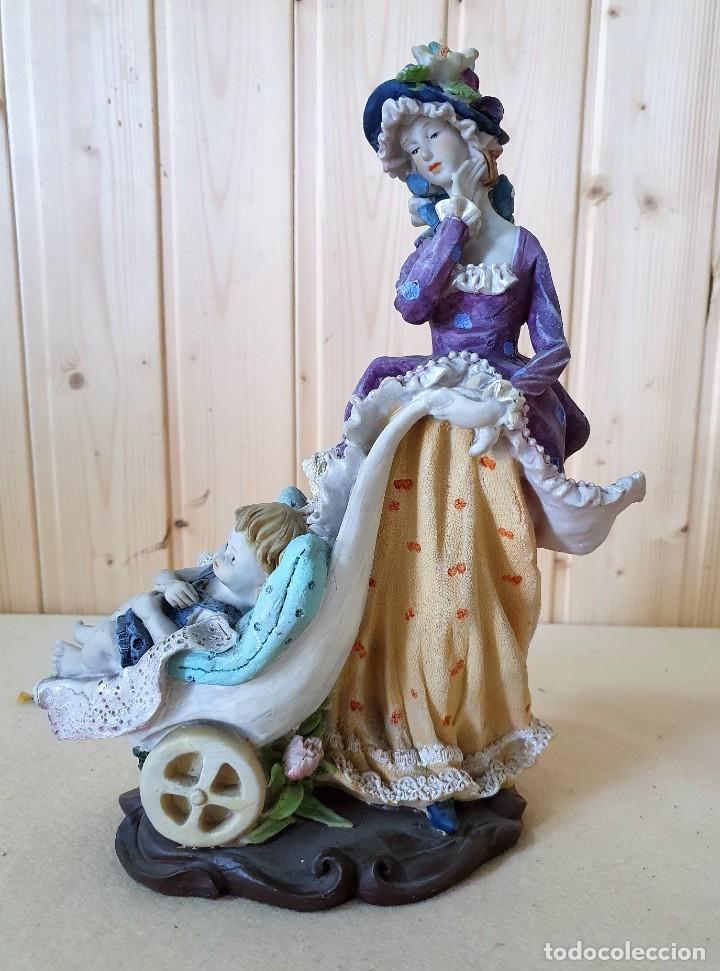 Antig&uuml;edades: FIGURA RESINA - Foto 1